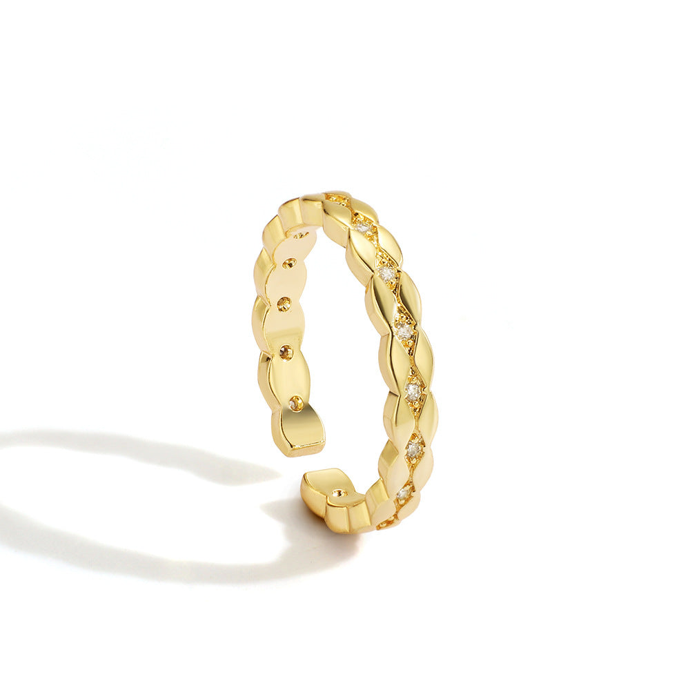 Diamond inlaid diamond ring with diamond pattern