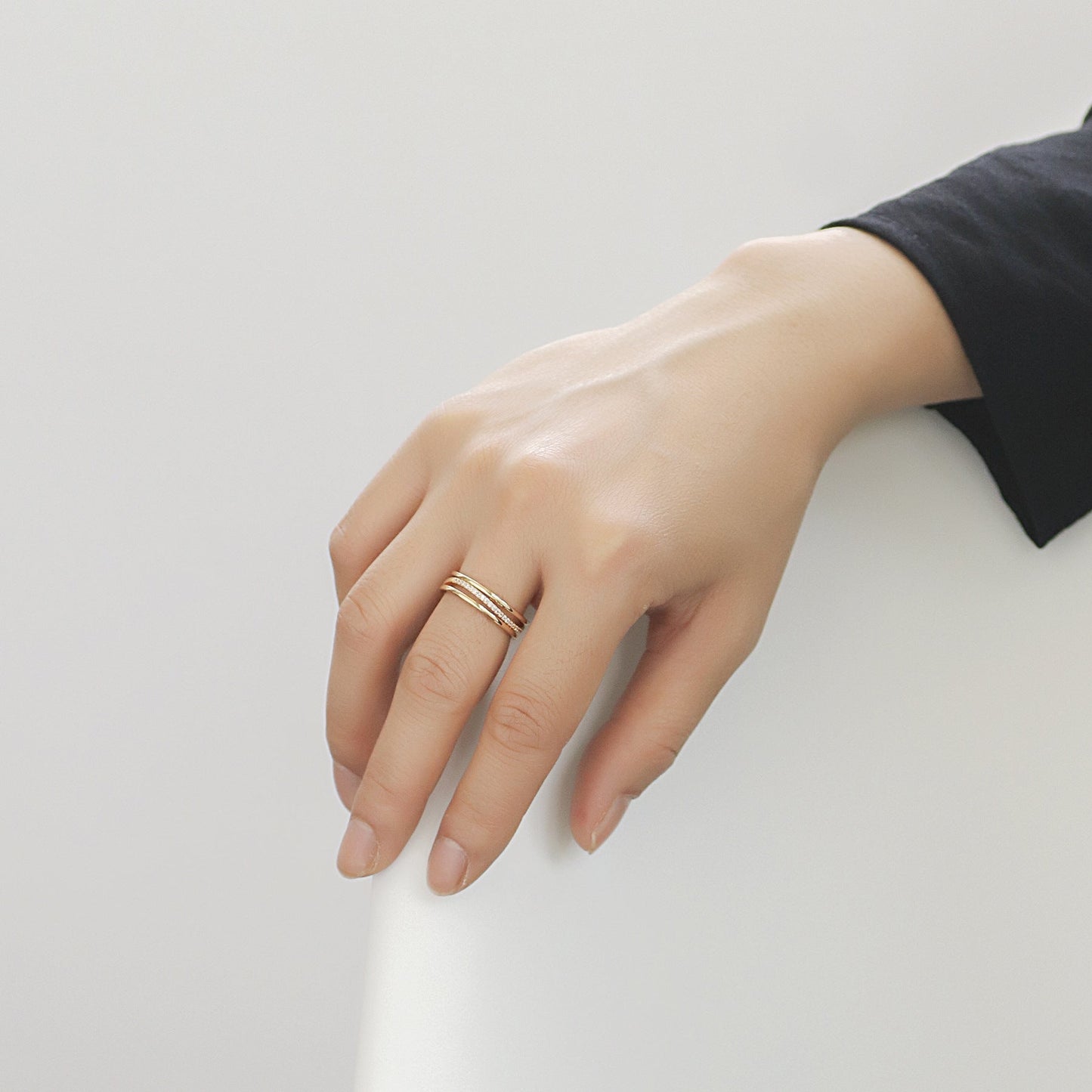 Multi layer wide face diamond ring