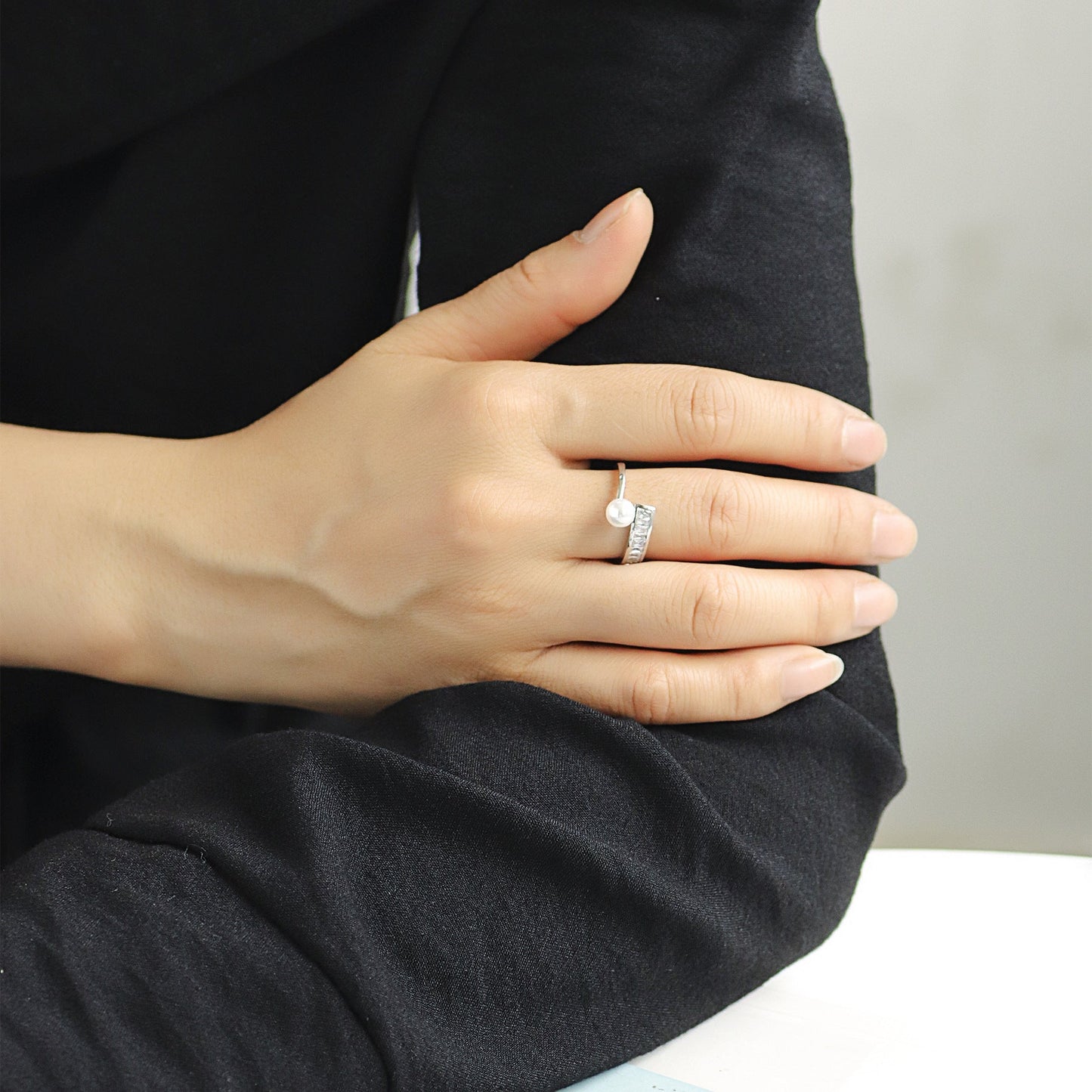 Pearl diamond Open Rings