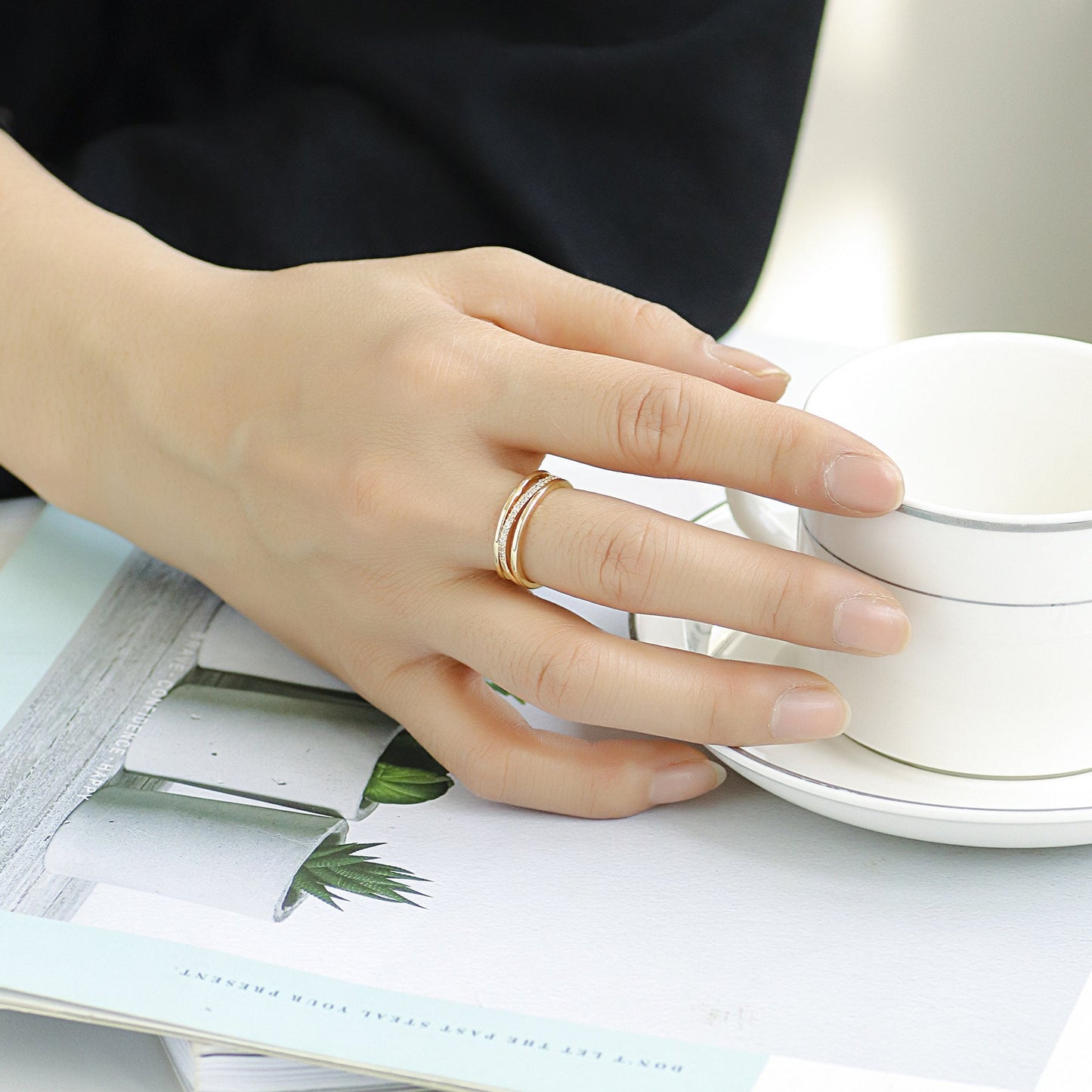 Multi layer wide face diamond ring