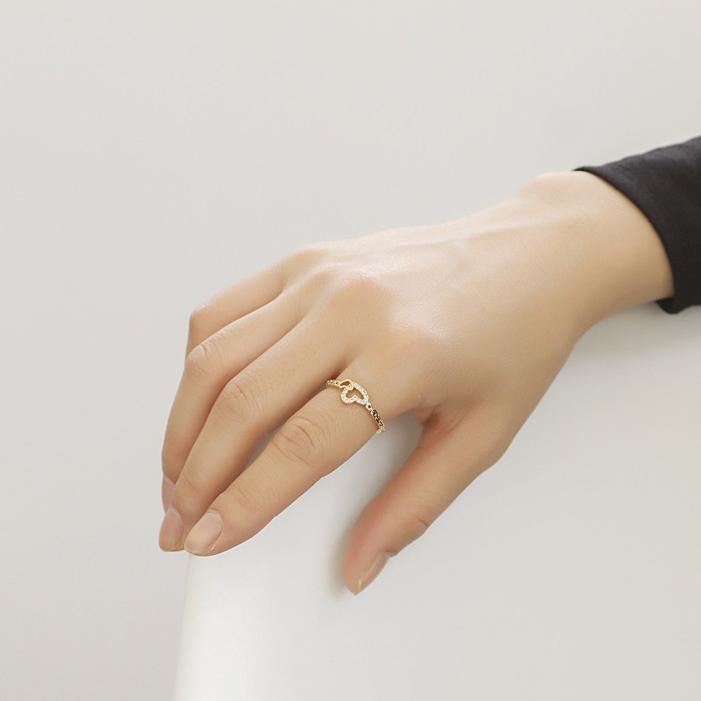 Heart-shaped Openwork Air Ring with Diamonds